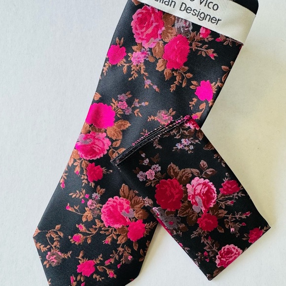 Vittorio Other - New-Vittorio Black and Pink Floral Tie Set